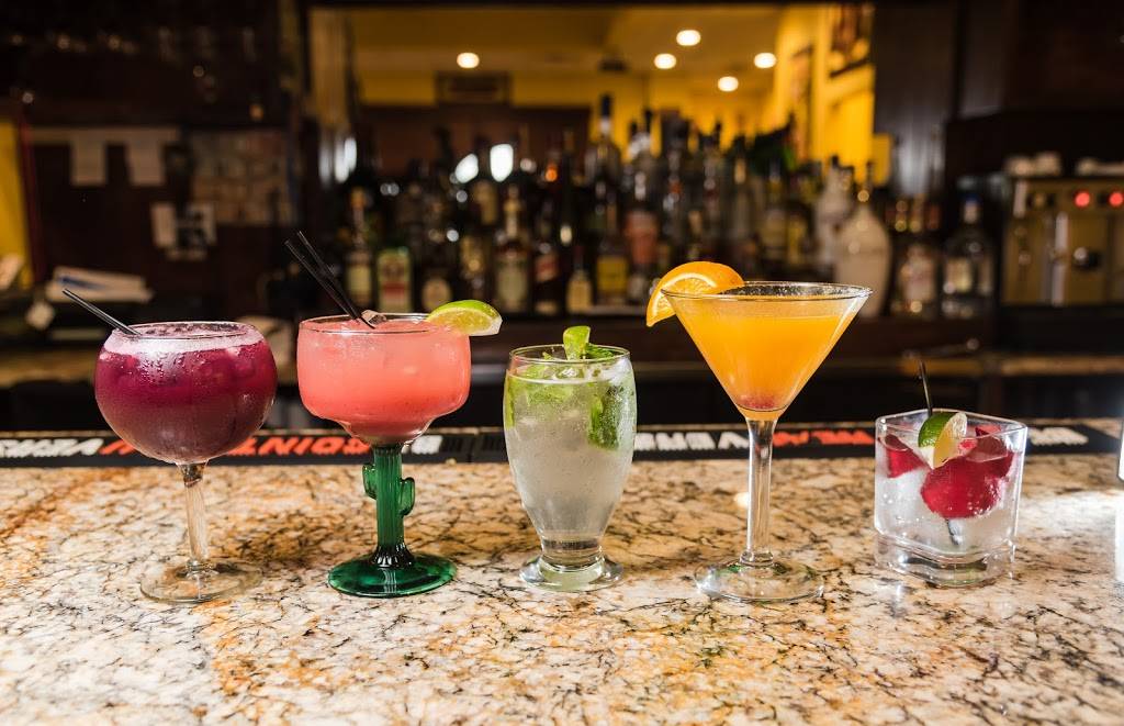 Sabor a Colombia | restaurant | 26 Division Ave, Levittown, NY 11756, USA | 5165131520 OR +1 516-513-1520