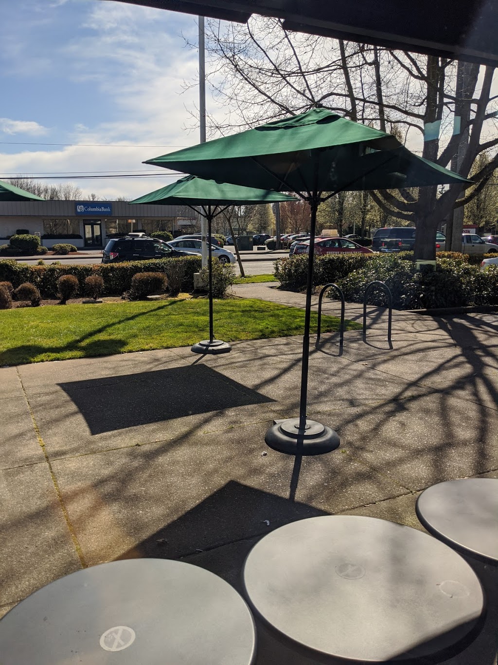 Starbucks | cafe | 65 Oakway Center, Eugene, OR 97401, USA | 5413459272 OR +1 541-345-9272