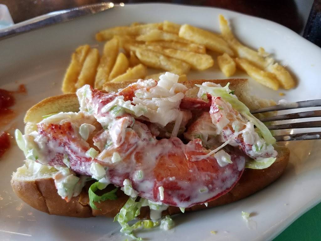 Duffys Diner | restaurant | 8 Knipe Rd, Haverhill, MA 01835, USA | 9788913656 OR +1 978-891-3656