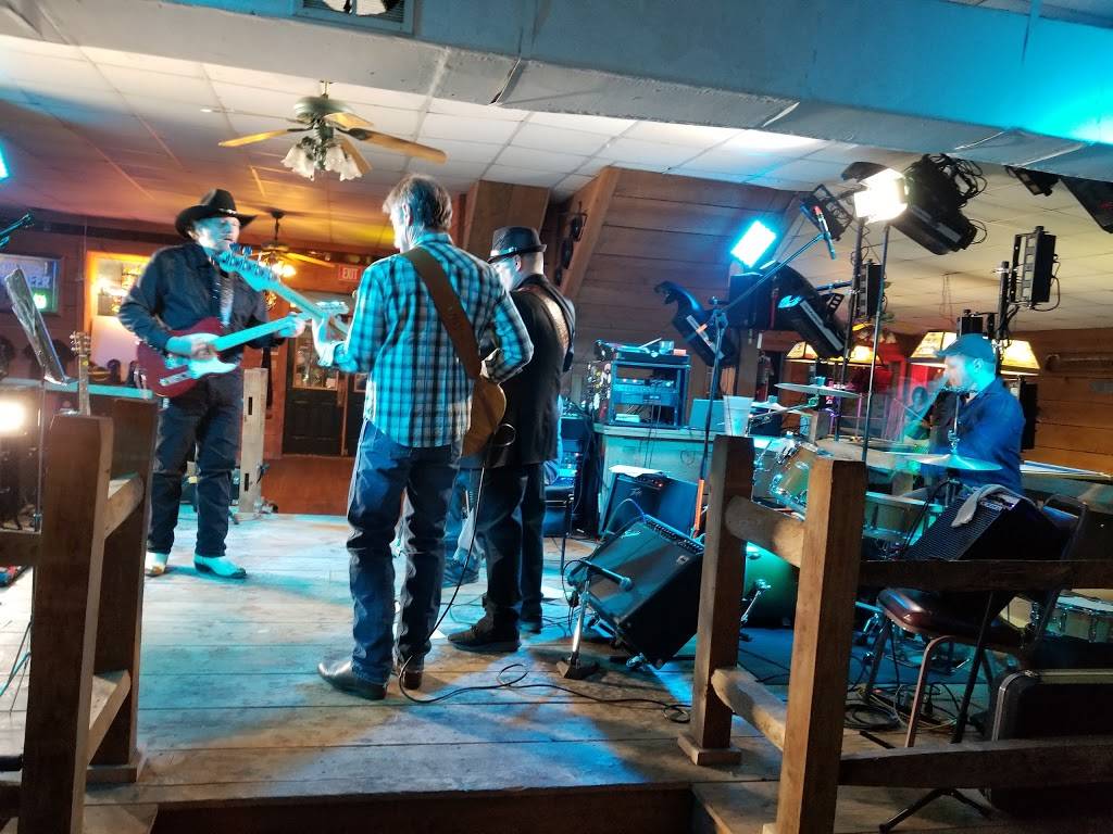 Route 61 Roadhouse | night club | 449 Woodlawn Ave, Sunbury, PA 17801, USA | 5702864930 OR +1 570-286-4930