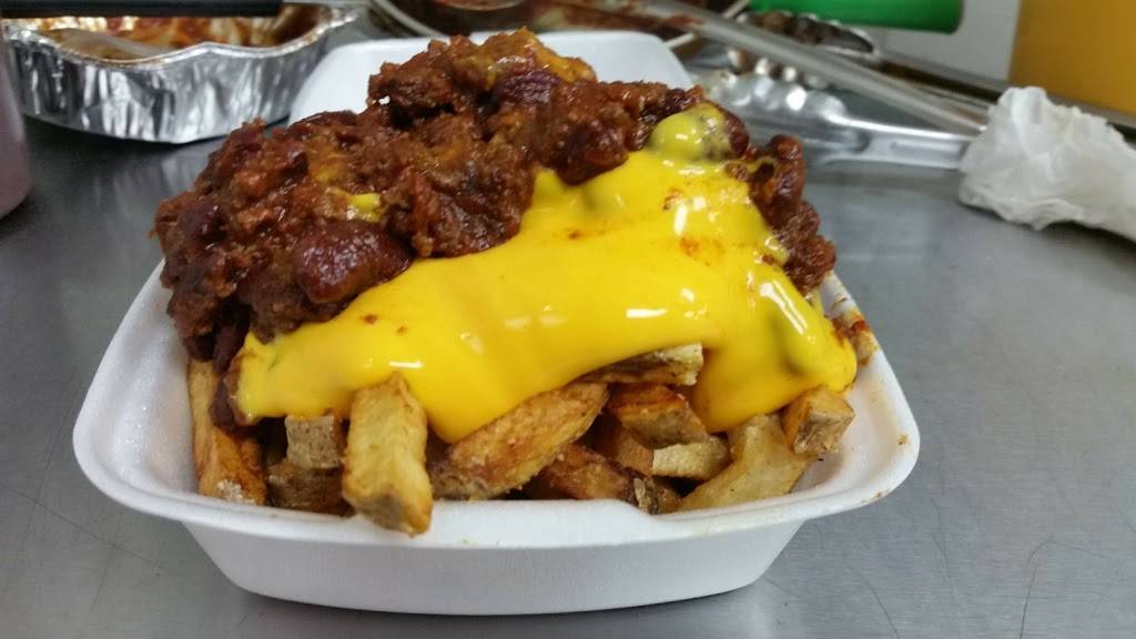 Oven Fresh Pizza & Wings | restaurant | 2121 E 79th St, Cleveland, OH 44103, USA | 2164316400 OR +1 216-431-6400