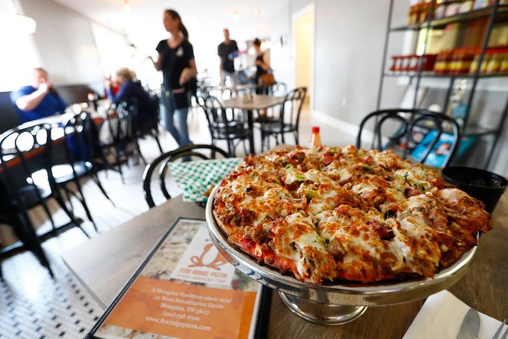 Fox Ridge Pizza Bar and Grill | restaurant | 711 W Brookhaven Cir, Memphis, TN 38117, USA | 9017586500 OR +1 901-758-6500