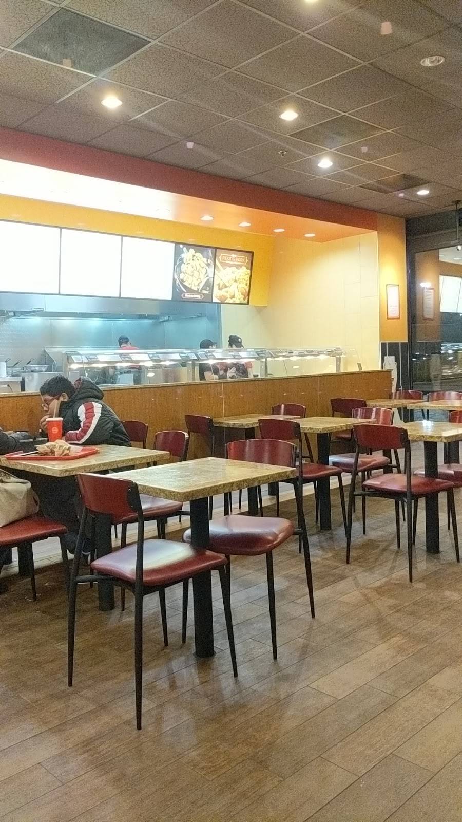 Panda Express | meal takeaway | 1730 W Fullerton Ave, Chicago, IL 60614, USA | 7739356128 OR +1 773-935-6128