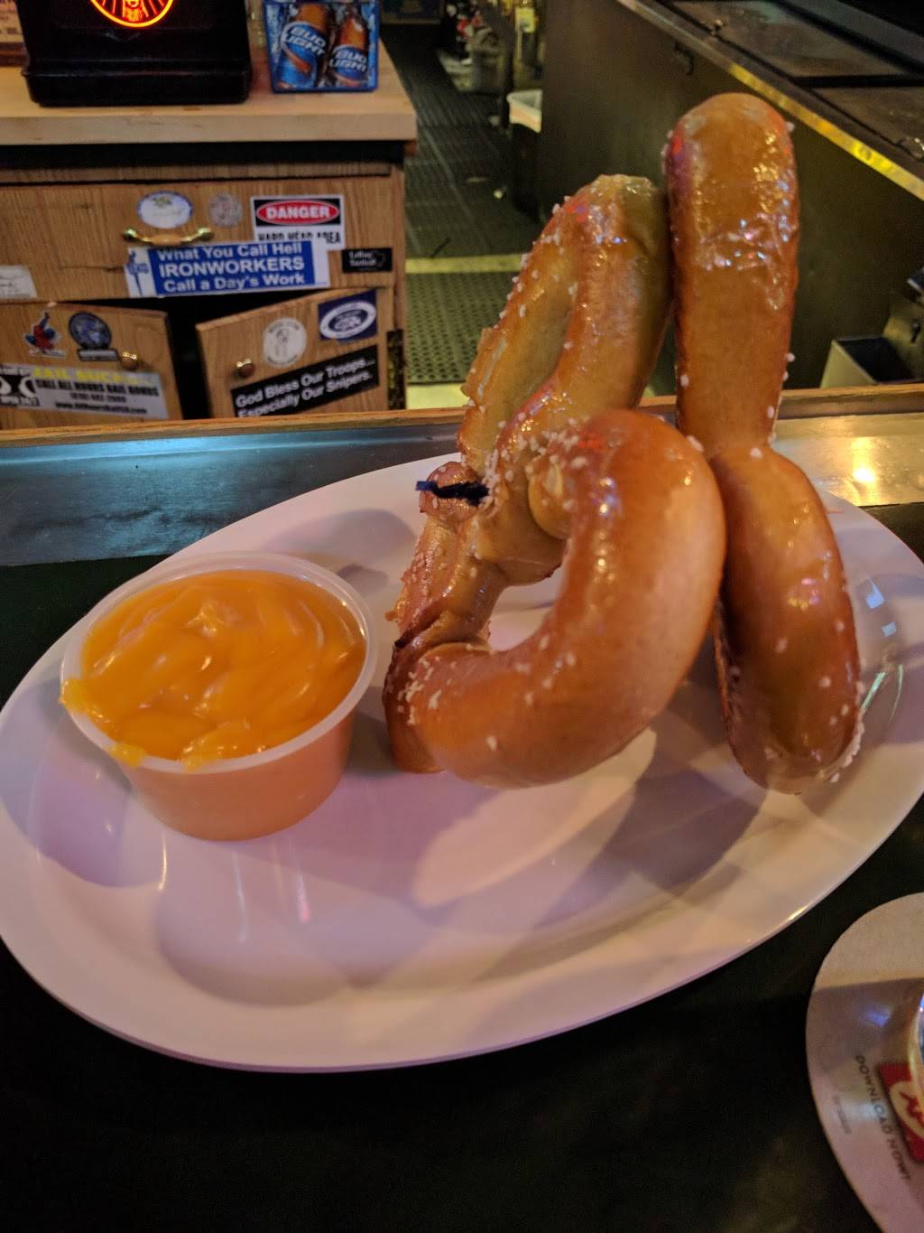 JPs Pub | restaurant | 10436 Clairemont Mesa Blvd. (at, Santo Rd, San Diego, CA 92124, USA | 8585762509 OR +1 858-576-2509