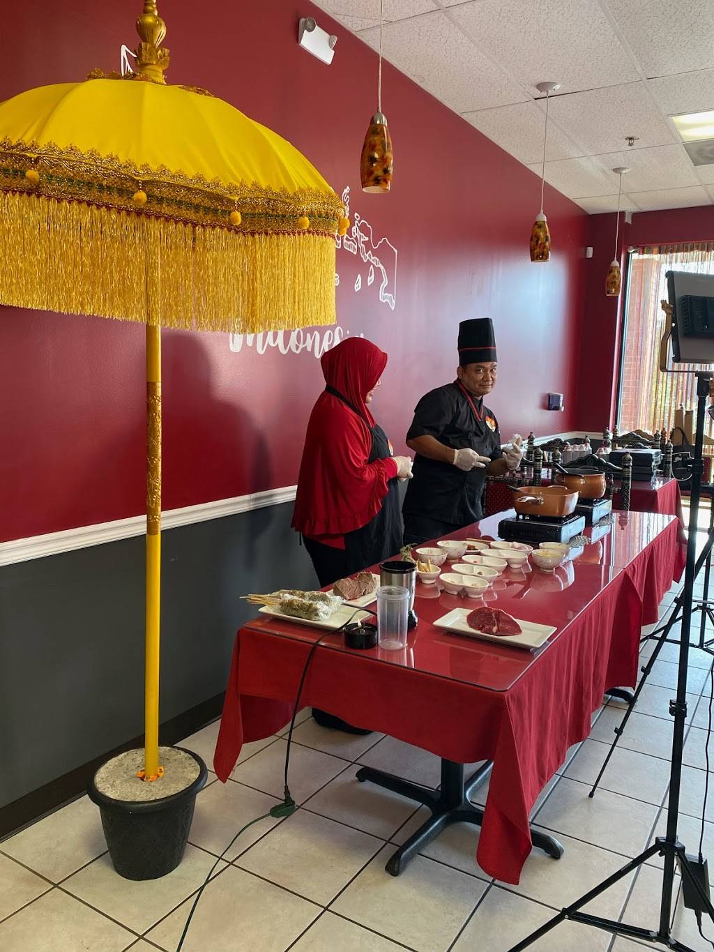 WARUNG Indonesian Halal Restaurant | restaurant | 5382 Buford Hwy NE A, Doraville, GA 30340, USA | 6783953308 OR +1 678-395-3308