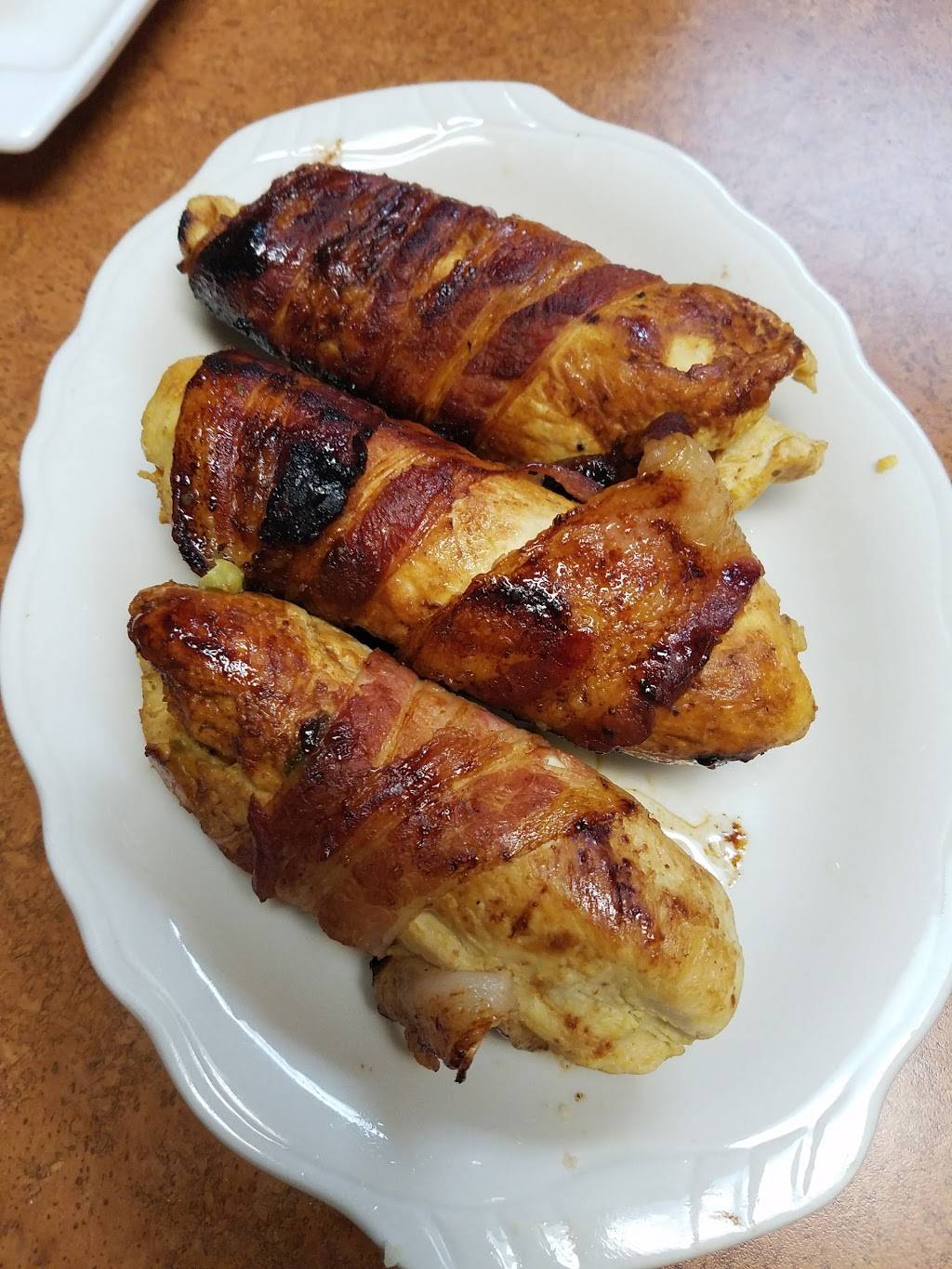 Mi Bella Colombia | restaurant | 5835 Memorial Hwy #11, Tampa, FL 33615, USA | 8135708555 OR +1 813-570-8555