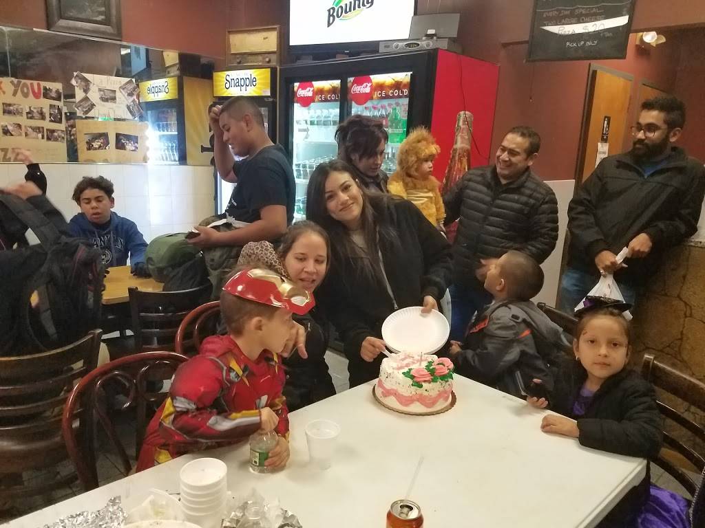 La Pizza | restaurant | 240 Harrison Ave, Harrison, NJ 07029, USA | 9733501999 OR +1 973-350-1999