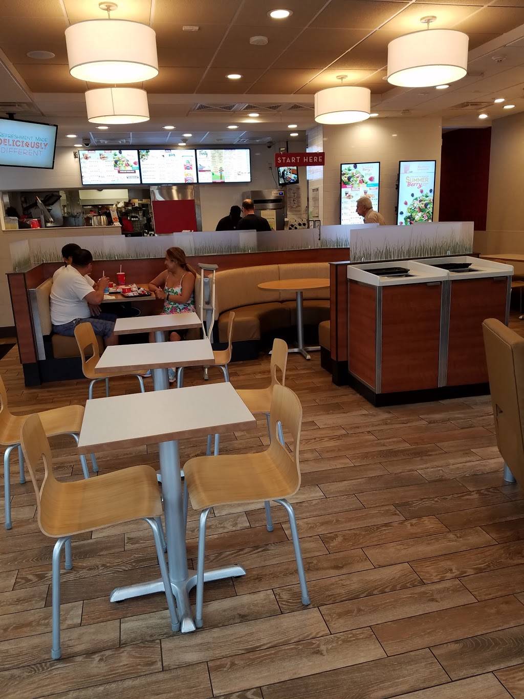Wendys | restaurant | 259 Hillside Avenue, Williston Park, NY 11596, USA | 5162944888 OR +1 516-294-4888