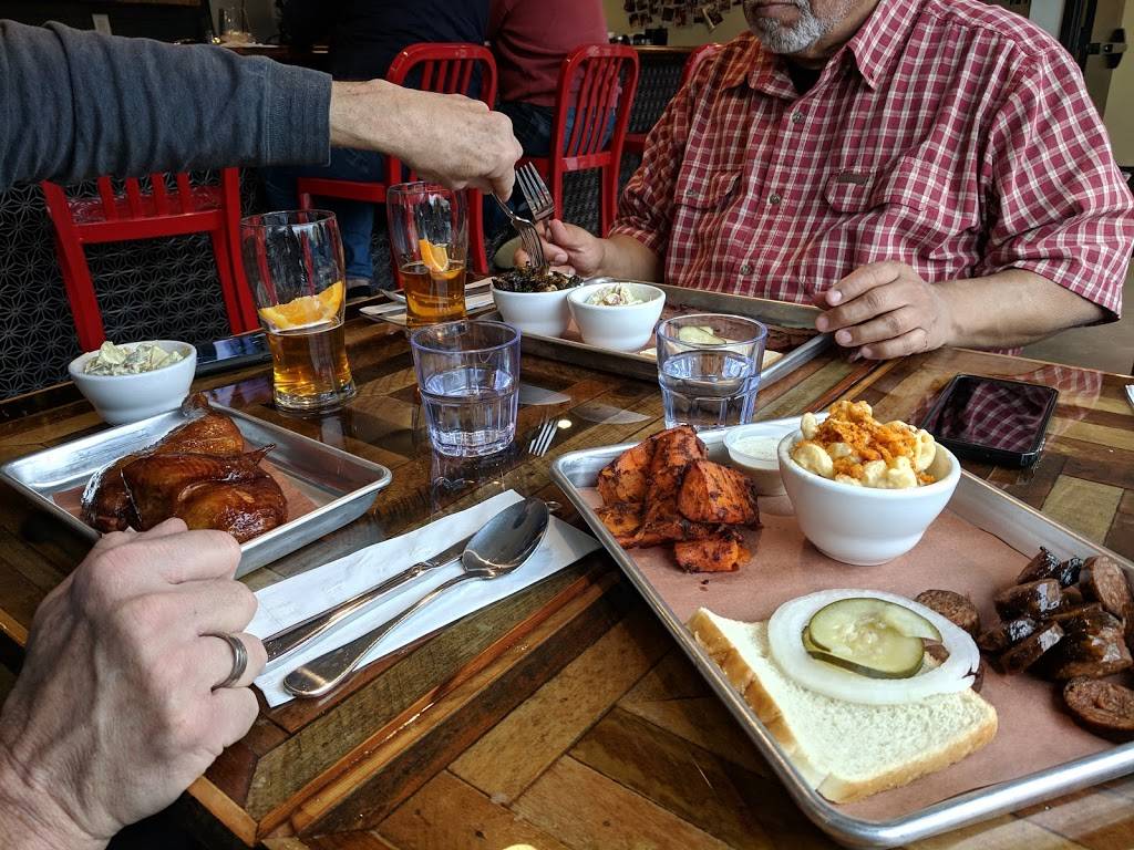 Station Family + BBQ | restaurant | 400 Wyoming Ave, Cincinnati, OH 45215, USA | 5136796797 OR +1 513-679-6797