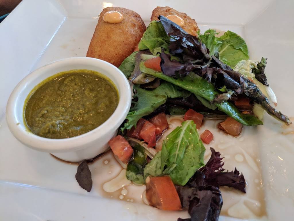 Roccos Restaurant | restaurant | 203 N El Camino Real, San Clemente, CA 92672, USA | 9493887766 OR +1 949-388-7766