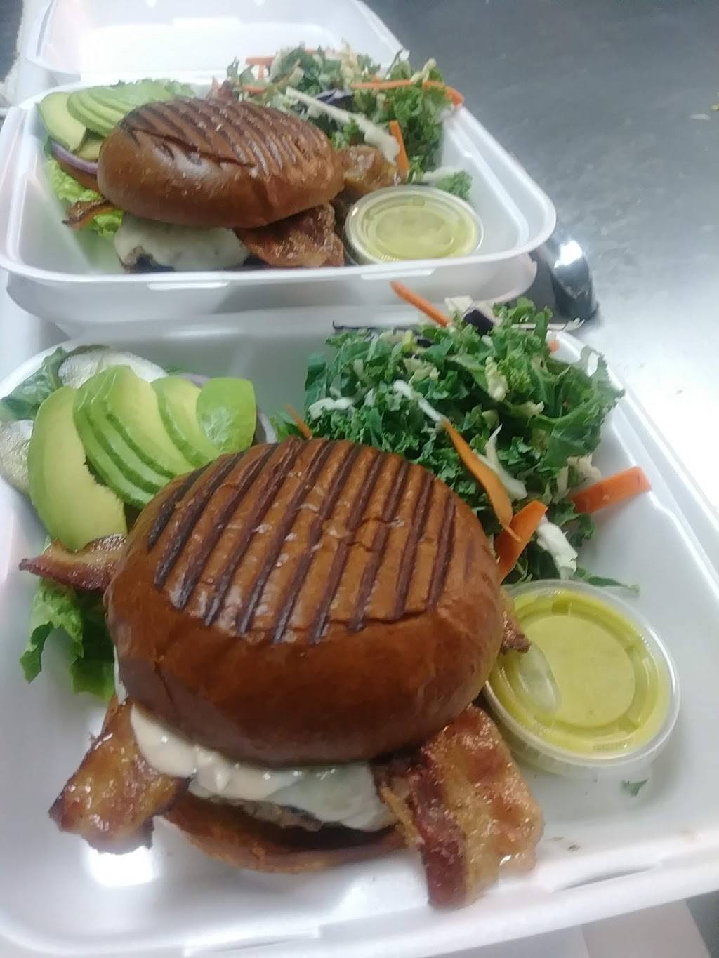 ATTITUDE Cafe | restaurant | 6009 W 3rd St, Los Angeles, CA 90036, USA | 3232973275 OR +1 323-297-3275