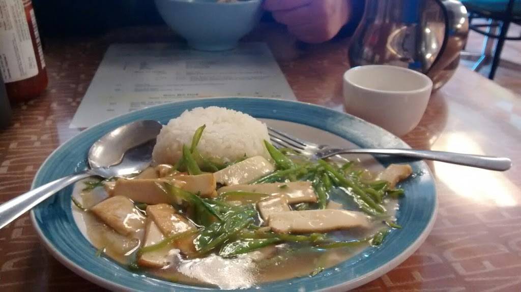 Mr Pho Vietnamese Restaurant | restaurant | 1861 Robertson Rd, Nepean, ON K2H 9N5, Canada | 6138299015 OR +1 613-829-9015