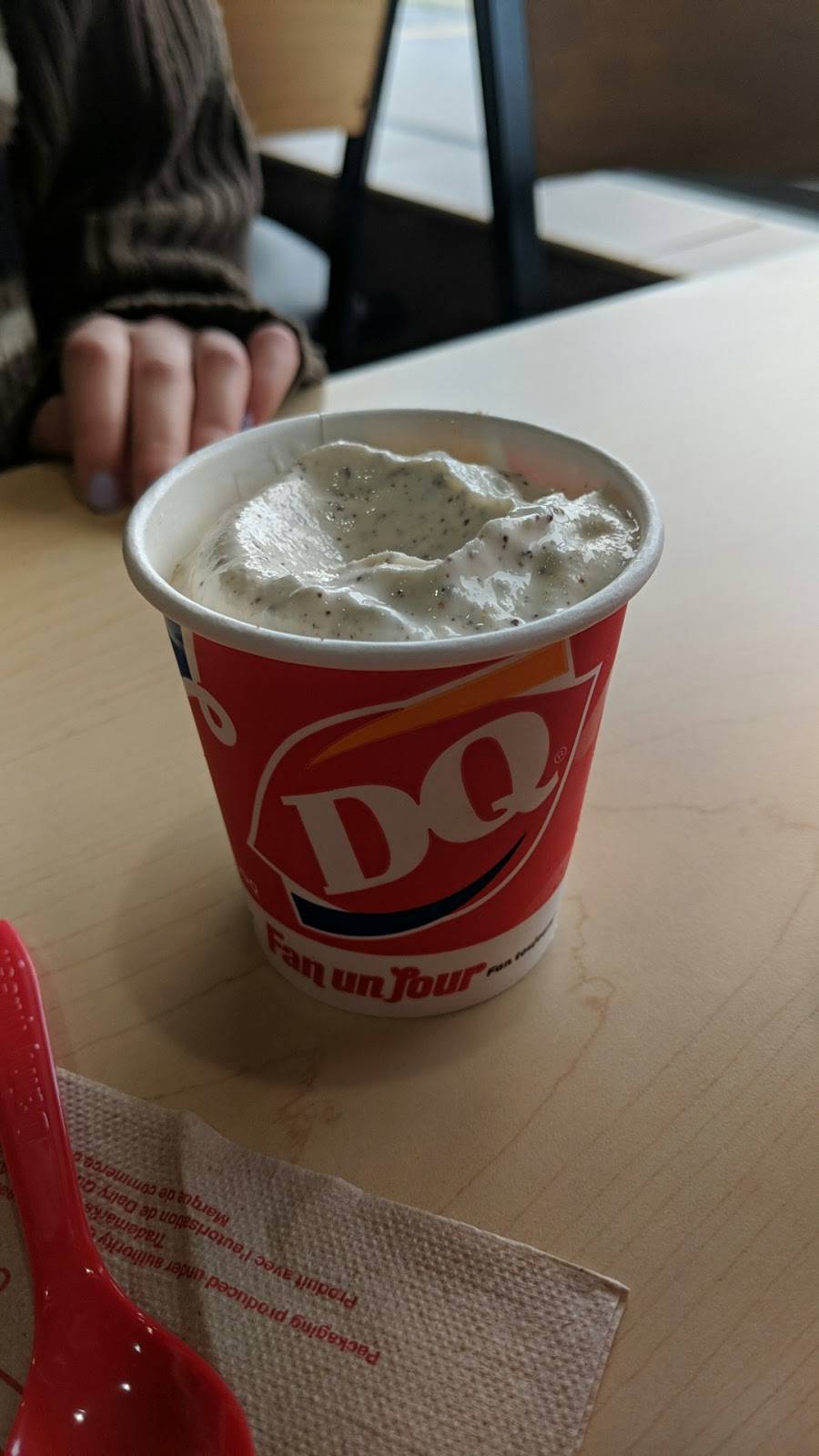 Dairy Queen Grill & Chill | restaurant | 265 Edward St, Aurora, ON L4G 3M7, Canada | 9057130719 OR +1 905-713-0719