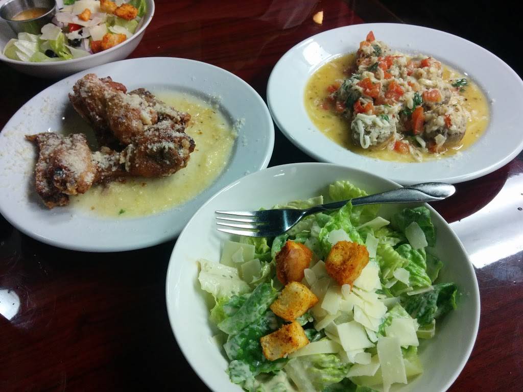 Ivetts Italian Grill | restaurant | 2500 Marina Bay Dr x, League City, TX 77573, USA | 2815326536 OR +1 281-532-6536