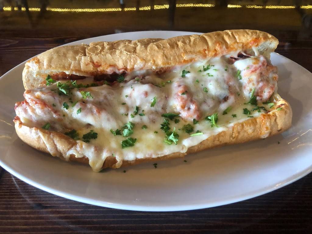 Bertolones | restaurant | 209 Supercenter Dr, Calera, AL 35040, USA | 2056448780 OR +1 205-644-8780