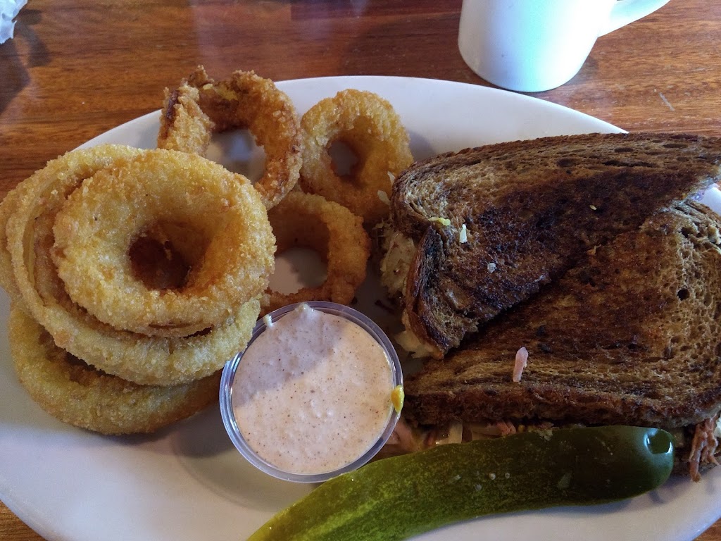 Ollies Neighborhood Grill | restaurant | 6181 US-90, Milton, FL 32570, USA | 8506267499 OR +1 850-626-7499