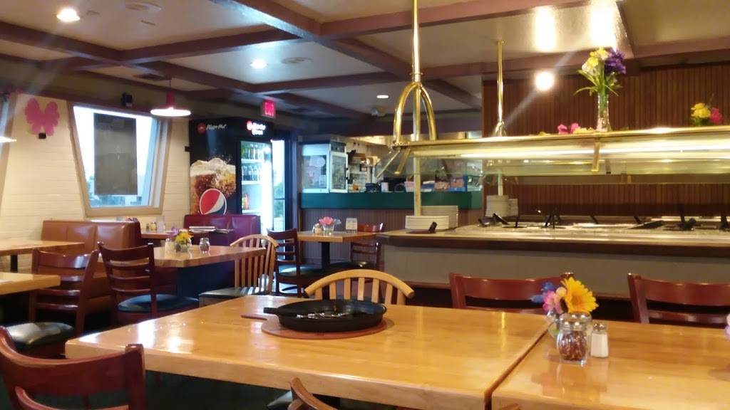 Pizza Hut | meal takeaway | 6390 28th St SE, Grand Rapids, MI 49546, USA | 6169426255 OR +1 616-942-6255