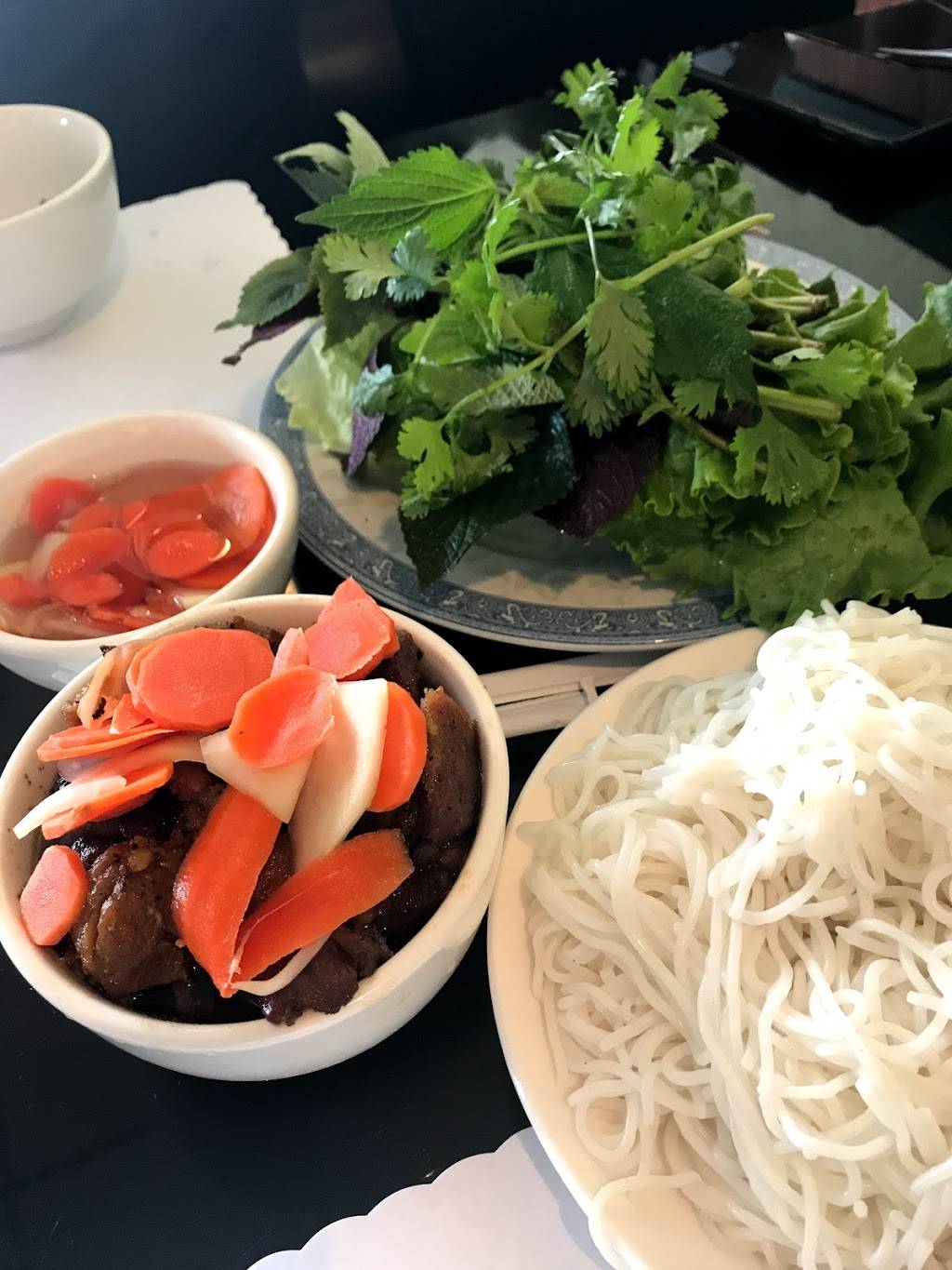 Binh Minh Restaurant | restaurant | 9908 Westminster Blvd, Garden Grove, CA 92844, USA | 7146367103 OR +1 714-636-7103