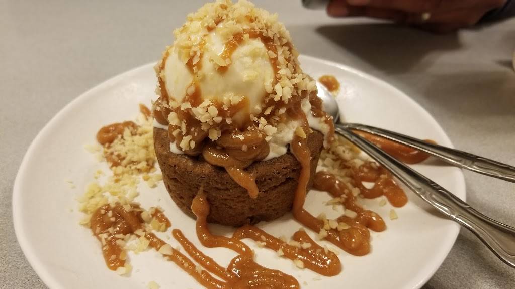 Gyotaku Japanese Restaurant | restaurant | 98-1226 Kaahumanu St, Pearl City, HI 96782, USA | 8084870091 OR +1 808-487-0091