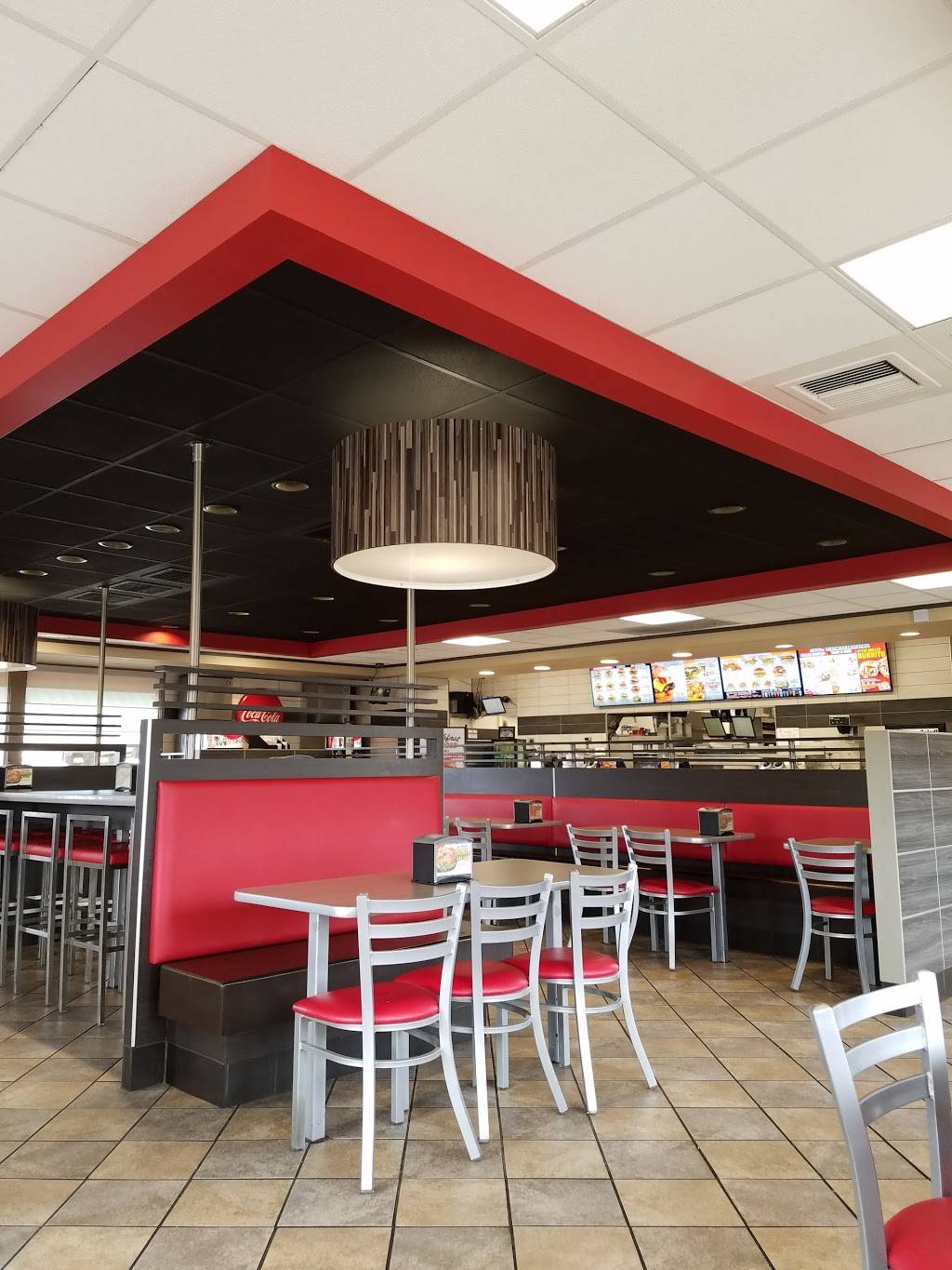 Carls Jr. | restaurant | 2818 E Floral Ave, Selma, CA 93662, USA | 5598965038 OR +1 559-896-5038