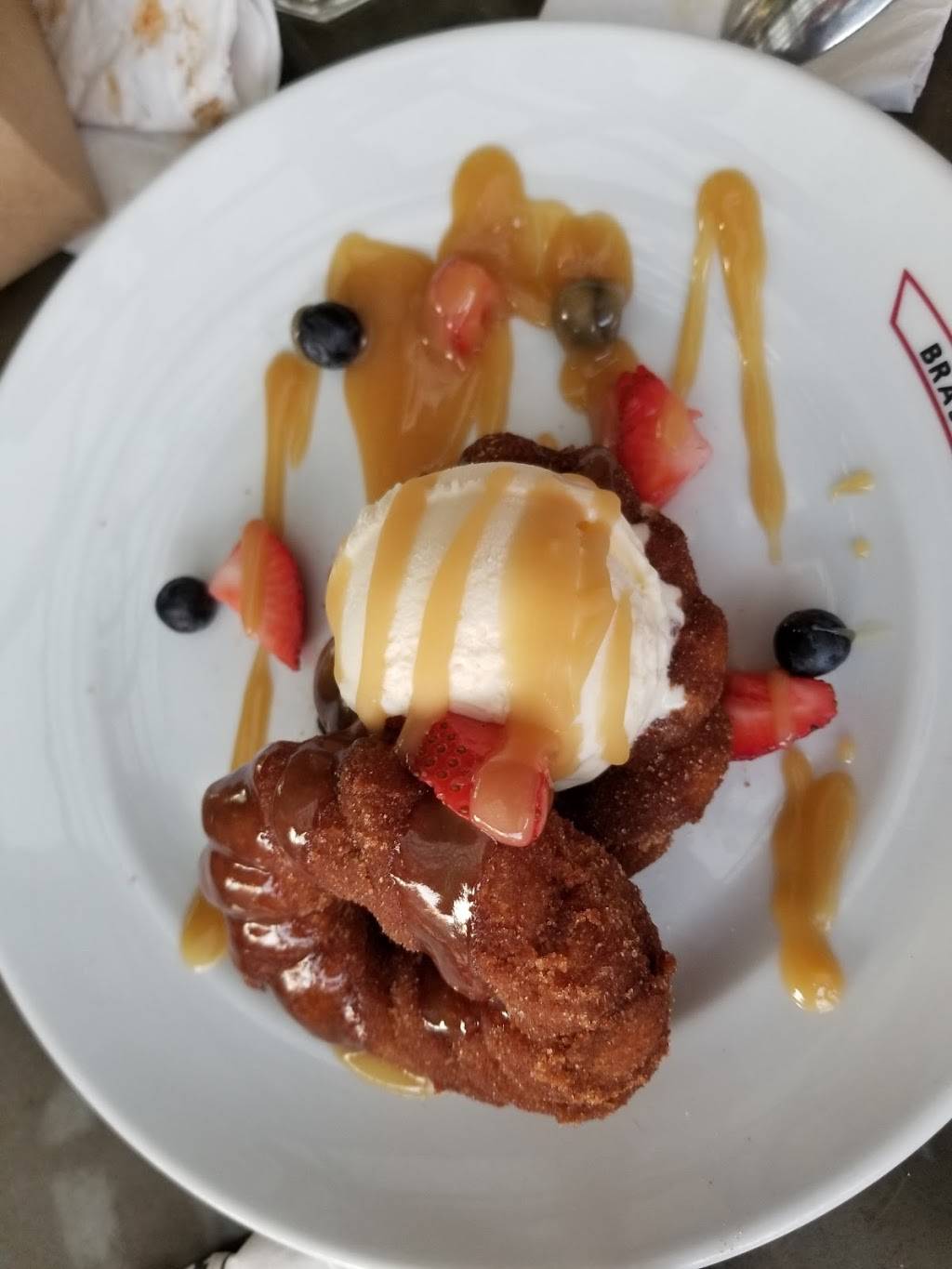 3 Brasseurs Anjou | restaurant | 7225 Boulevard des Galeries dAnjou, Anjou, QC H1M 2W2, Canada | 5143515591 OR +1 514-351-5591