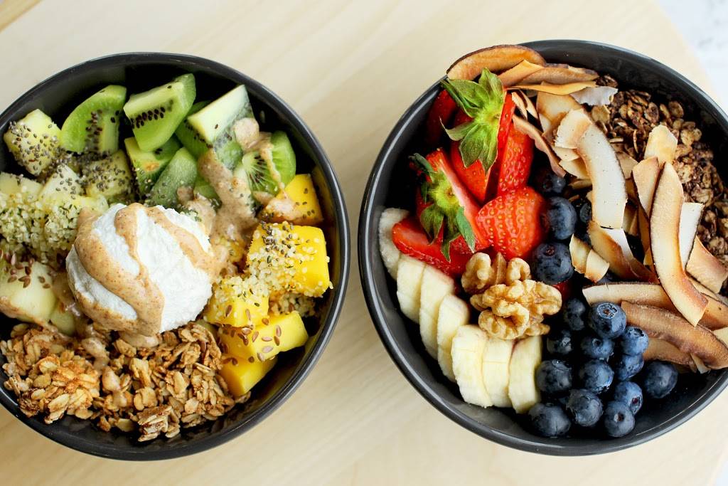 Fresh Addicts | restaurant | 71 Regional Rd 4, Milton, ON L9T 0R3, Canada | 9056938339 OR +1 905-693-8339