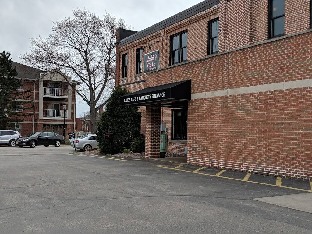 Julies Cafe & Catering | restaurant | 500 Grant St, De Pere, WI 54115, USA | 9203364747 OR +1 920-336-4747