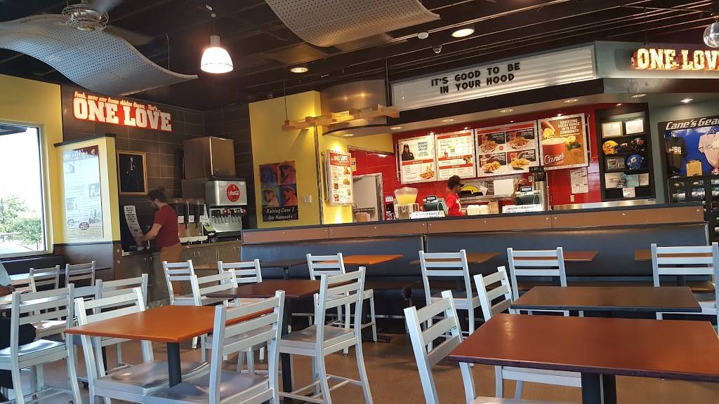 Raising Canes Chicken Fingers | meal takeaway | 11748 N Central Expy, Dallas, TX 75243, USA | 2143417709 OR +1 214-341-7709