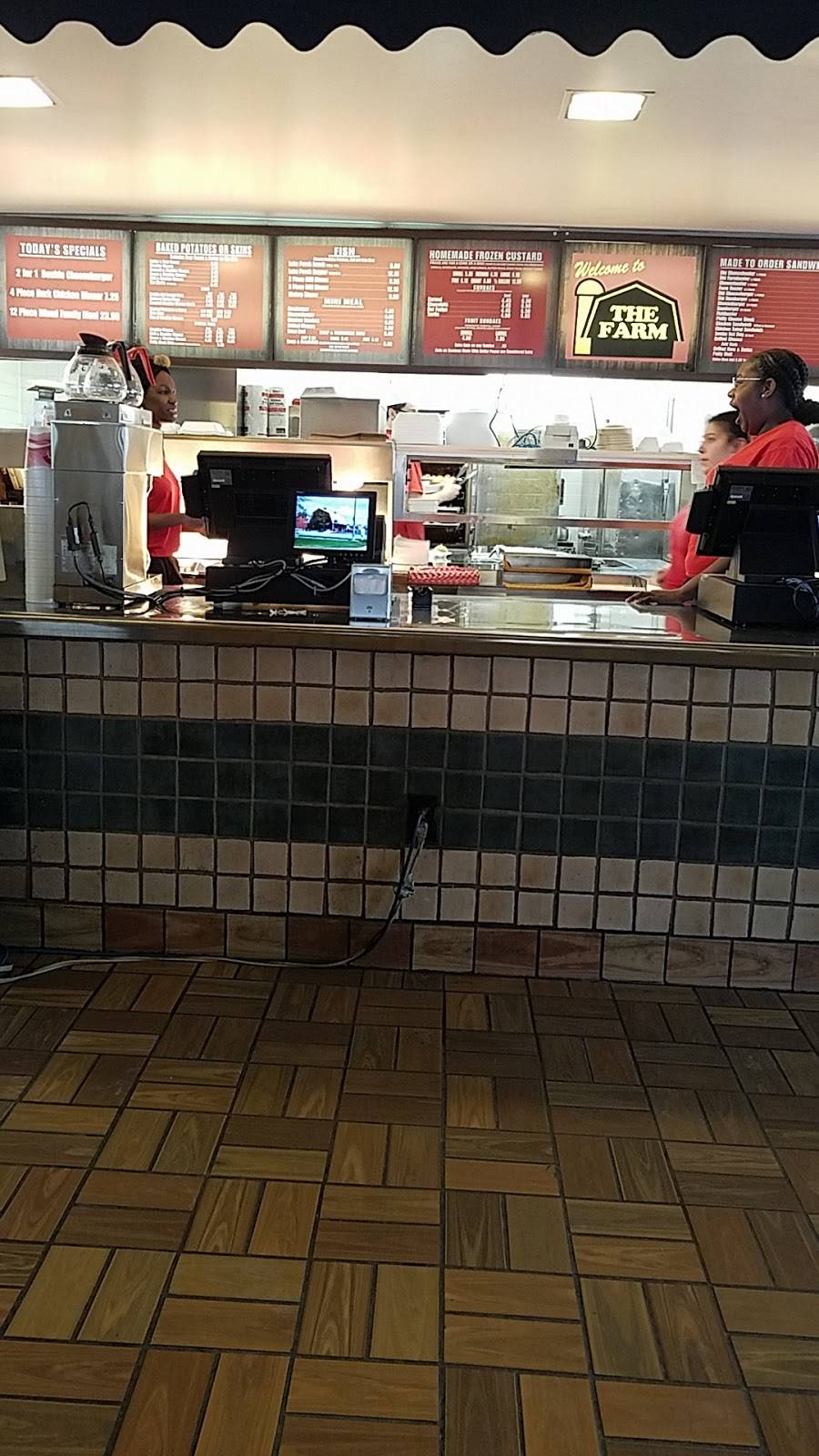 The Farm Restaurant | restaurant | 3810 Durand Ave, Racine, WI 53405, USA | 2626341267 OR +1 262-634-1267