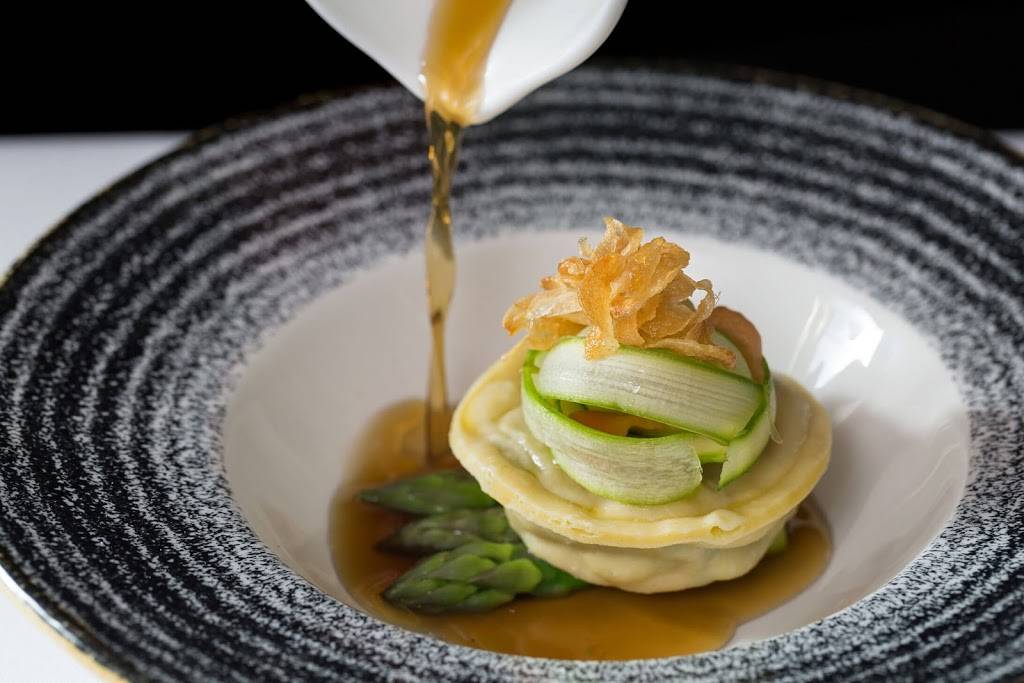 Chatham Wine Bar | restaurant | 359 Main St #2, Chatham, MA 02633, USA | 5089451468 OR +1 508-945-1468