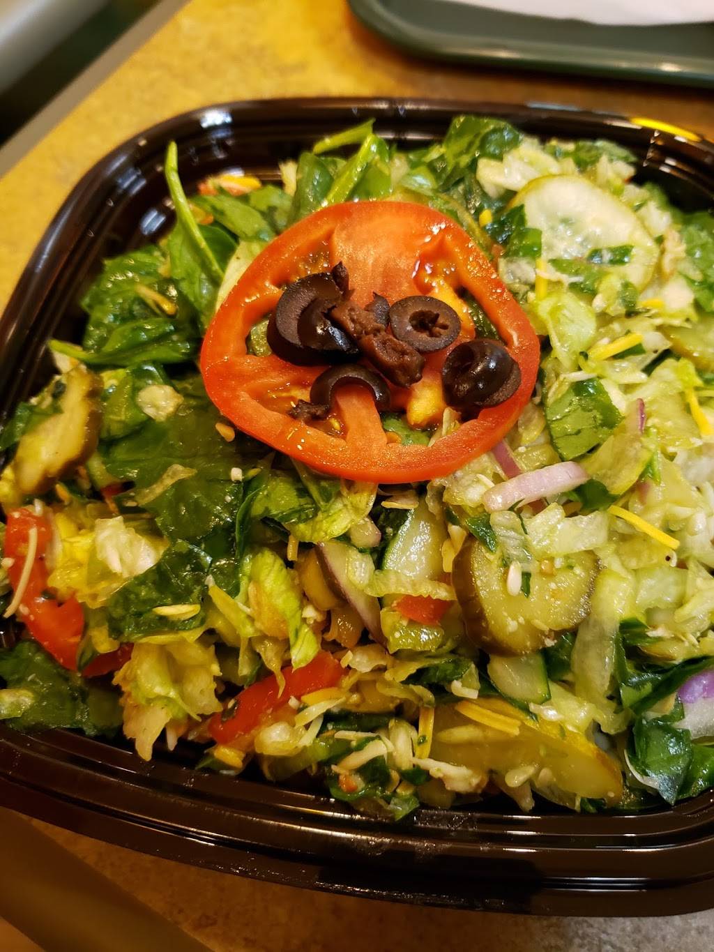 Subway | restaurant | 2829 Bay Rd, Saginaw, MI 48603, USA | 9897997827 OR +1 989-799-7827