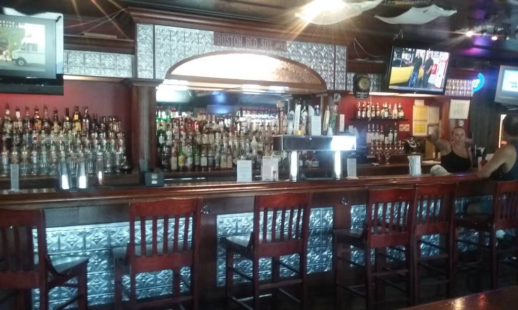 TJs Bar and Grille | restaurant | 4 Bridge Approach St, Buzzards Bay, MA 02532, USA | 5087592333 OR +1 508-759-2333