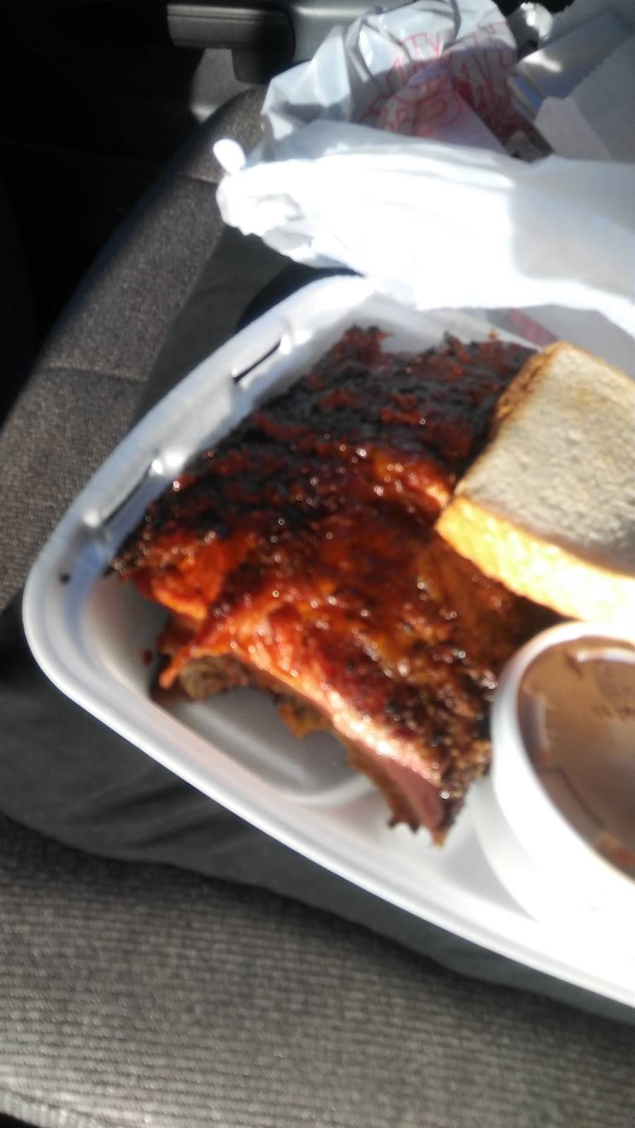 A&R Bar-B-Que | restaurant | 3721 Hickory Hill Rd, Memphis, TN 38115, USA | 9013659777 OR +1 901-365-9777