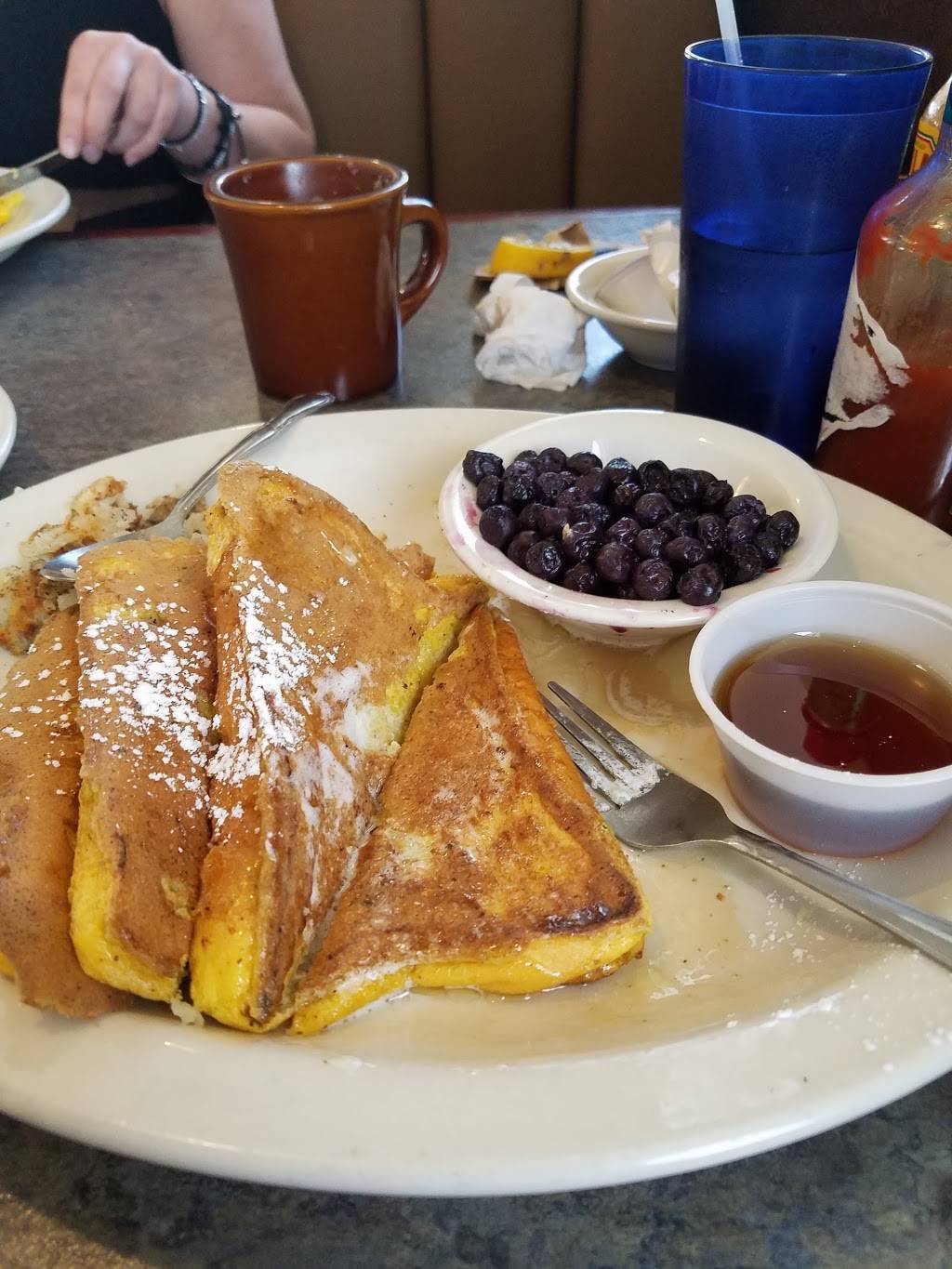 Belgian Waffle & Omelet Inn | restaurant | 7331 S 900 E, Midvale, UT 84047, USA | 8015665731 OR +1 801-566-5731