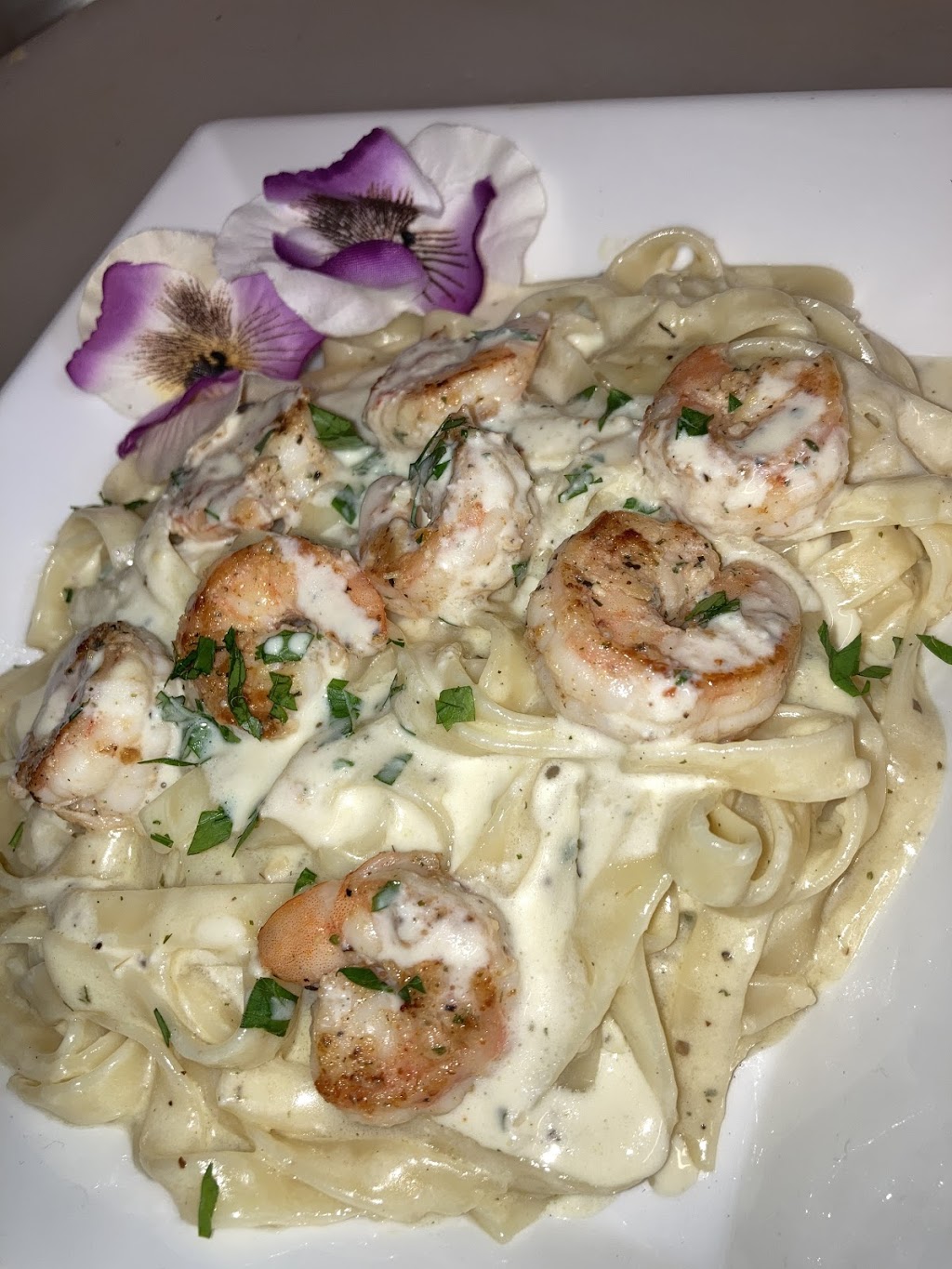 4 Us Cafe & bakery | restaurant | 5310 Orient Rd, Tampa, FL 33610, USA | 8132465590 OR +1 813-246-5590