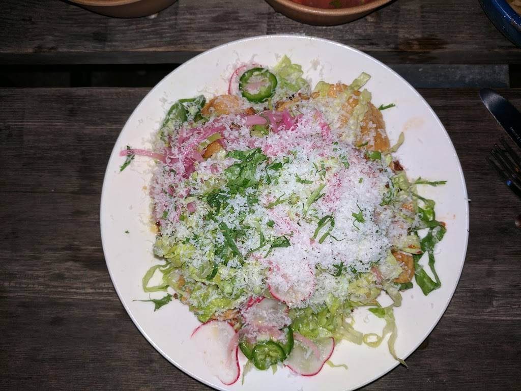 El Poquito | restaurant | 8201 Germantown Ave, Philadelphia, PA 19118, USA | 2677665372 OR +1 267-766-5372