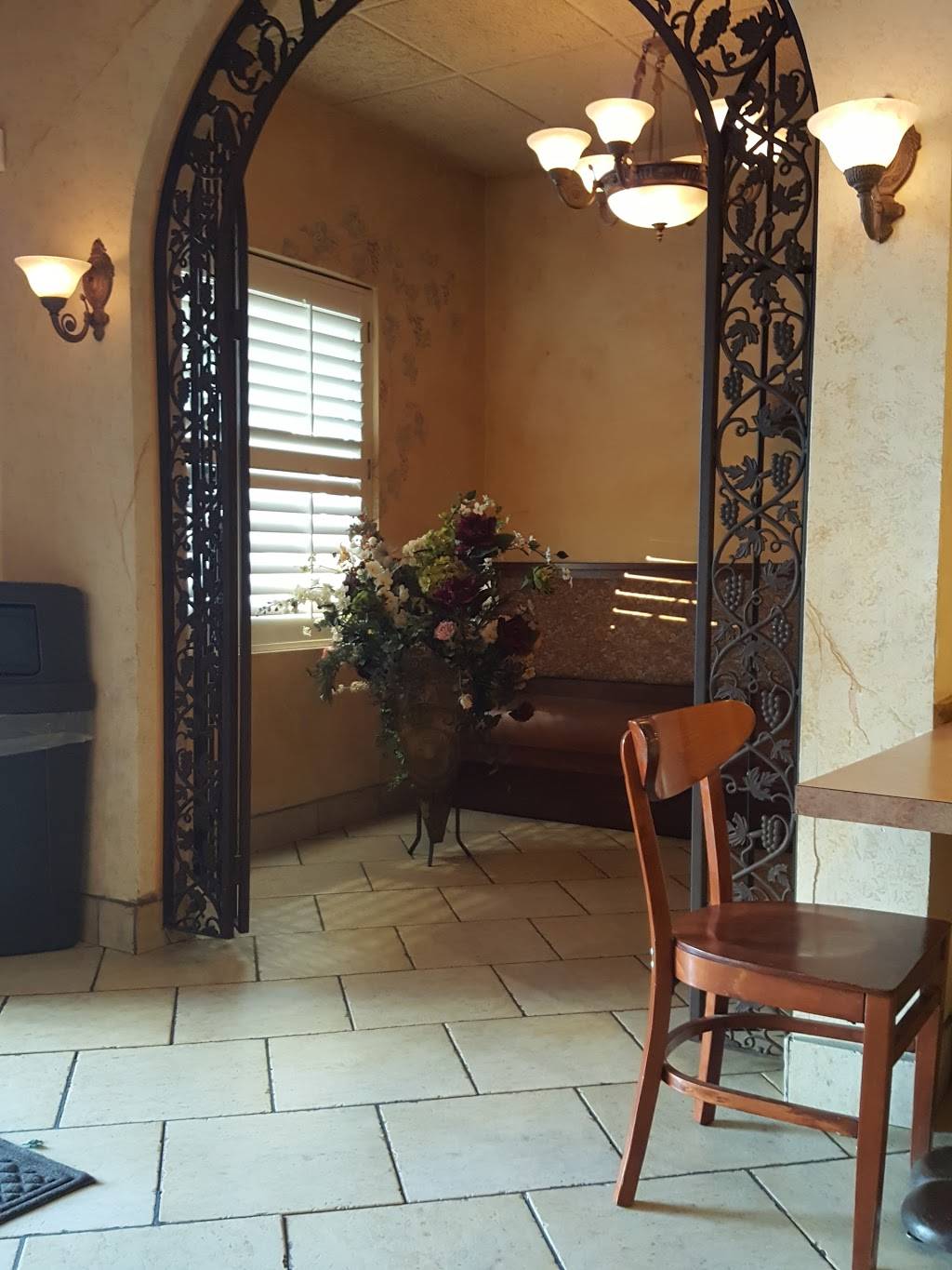 Aldos Ristorante Italiano | restaurant | 1456 Buck Rd, Holland, PA 18966, USA | 2158602747 OR +1 215-860-2747