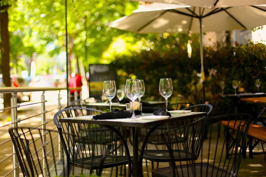 LiLLiES Restaurant & Bar | restaurant | 2915 Connecticut Ave NW, Washington, DC 20008, USA | 2024504824 OR +1 202-450-4824