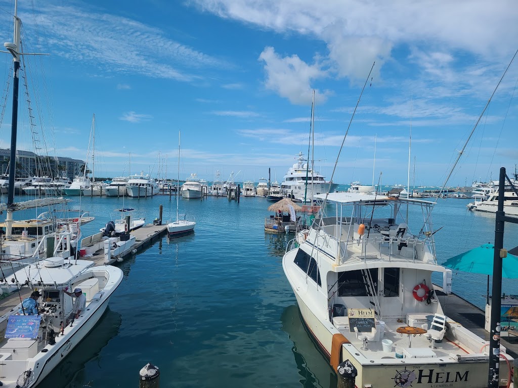 Schooner Wharf Bar | restaurant | 202 William St, Key West, FL 33040, USA | 3052929520 OR +1 305-292-9520