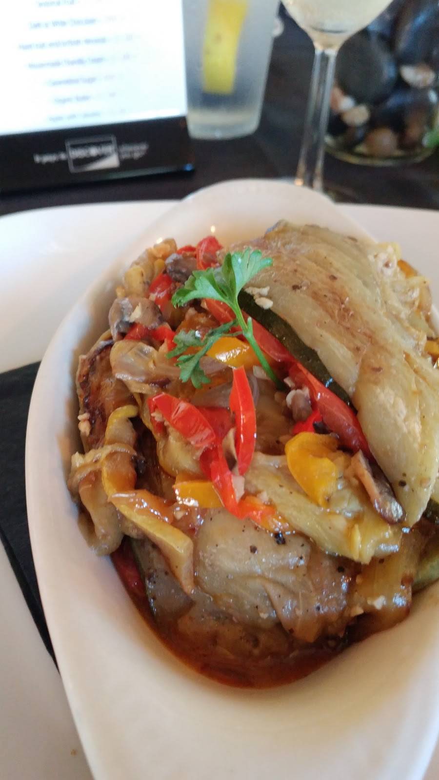 Cranes Crossing at the Gardens | restaurant | 1037 Dixieland Mall Ln, Lakeland, FL 33803, USA | 8635834434 OR +1 863-583-4434