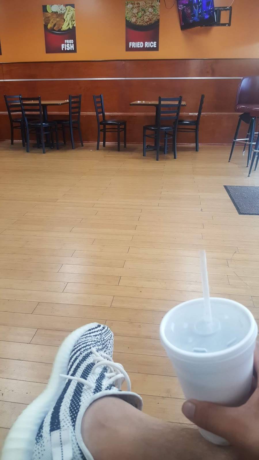 Wings N Burger | restaurant | 6163 Reynolds Rd, Morrow, GA 30260, USA | 7707036159 OR +1 770-703-6159