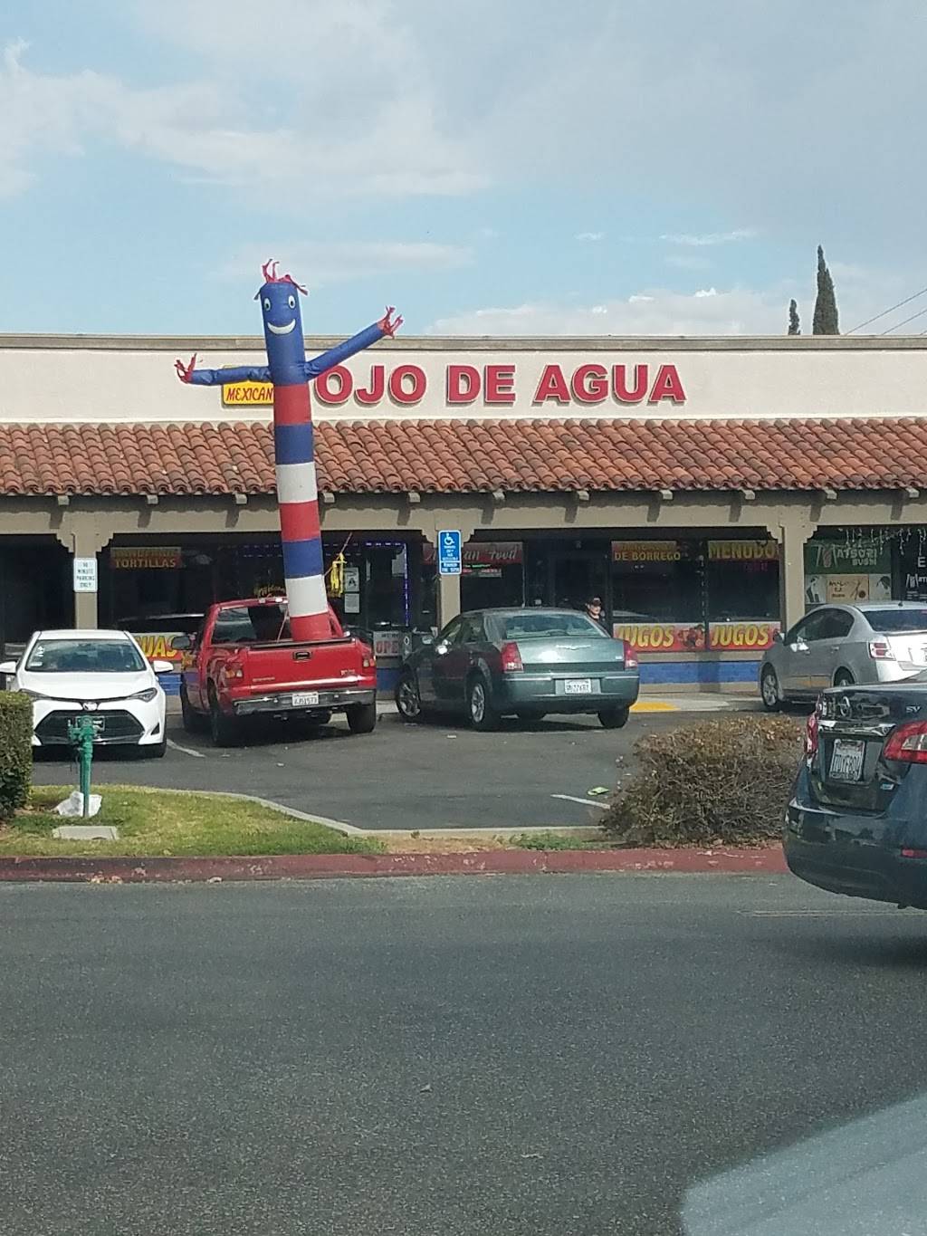 El Ojo De Agua Taqueria | restaurant | 25100 Alessandro Blvd, Moreno Valley, CA 92553, USA | 9514881878 OR +1 951-488-1878