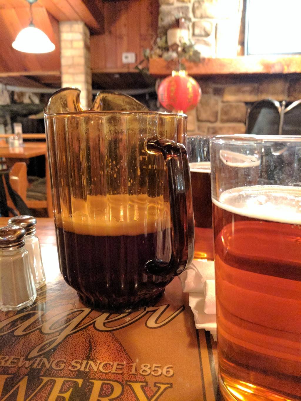 The Lion Brewery Restaurant | restaurant | 59 King St N, Waterloo, ON N2J 2X2, Canada | 5198863350 OR +1 519-886-3350