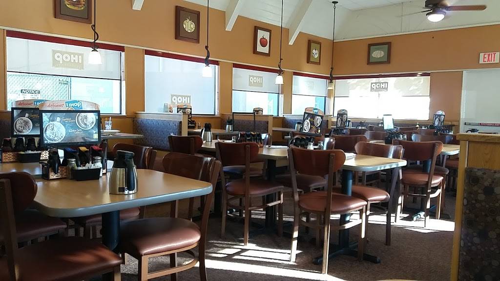 IHOP | restaurant | 2454 N University Dr, Sunrise, FL 33322, USA | 9547494545 OR +1 954-749-4545
