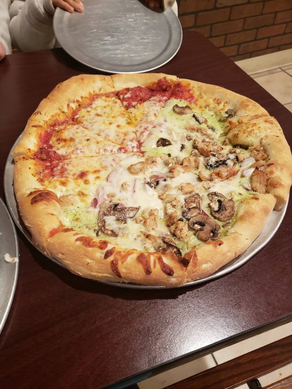 Schianos | restaurant | 4011 E Renner Rd, Richardson, TX 75082, USA | 9728089400 OR +1 972-808-9400