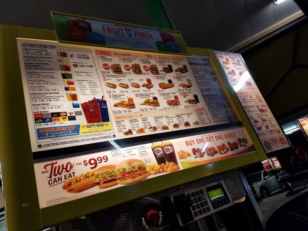 Sonic Drive-In | restaurant | 6501 W Glendale Ave, Glendale, AZ 85301, USA | 6238424515 OR +1 623-842-4515