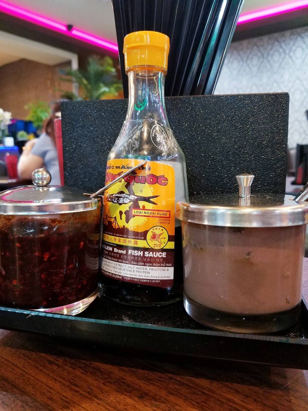 BÚN BÒ HUẾ ĐỨC CHƯƠNG MIDNITE DALLAS | restaurant | 9780 Walnut St #138, Dallas, TX 75243, USA | 9728072347 OR +1 972-807-2347