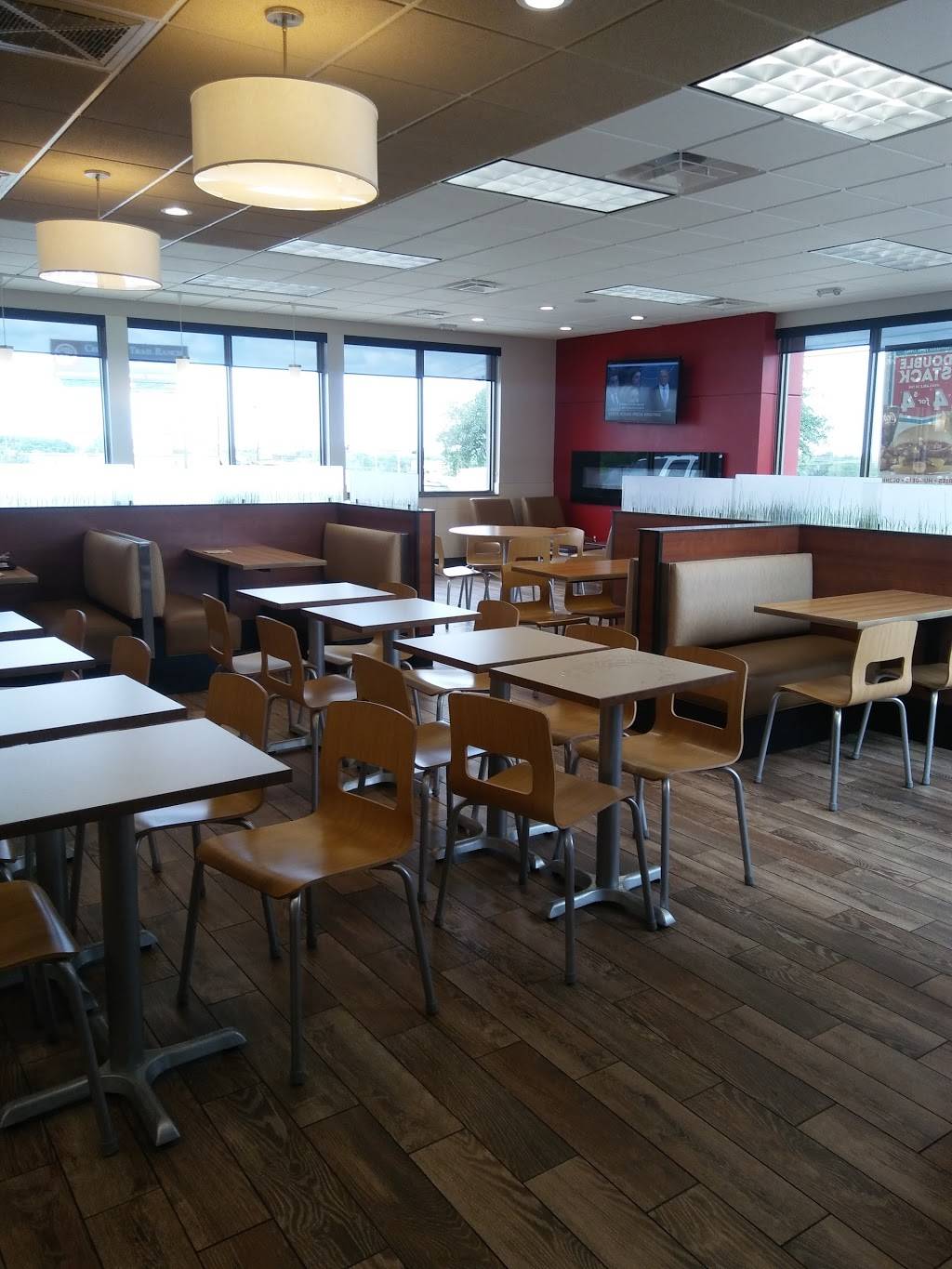 Wendys | restaurant | 3815 SW Loop 820, Fort Worth, TX 76133, USA | 8179539452 OR +1 817-953-9452