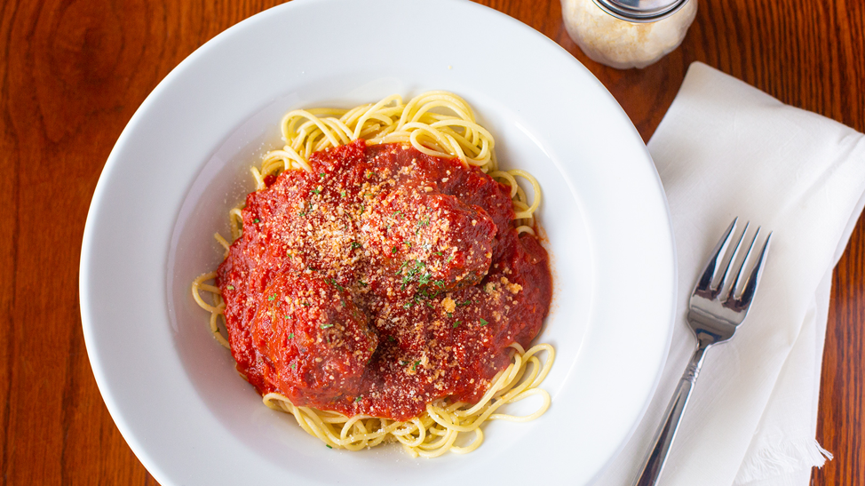 Cafe Luna at Ramada Inn | restaurant | 1100 Tamiami Trail N, Naples, FL 34102, USA | 2392345323 OR +1 239-234-5323