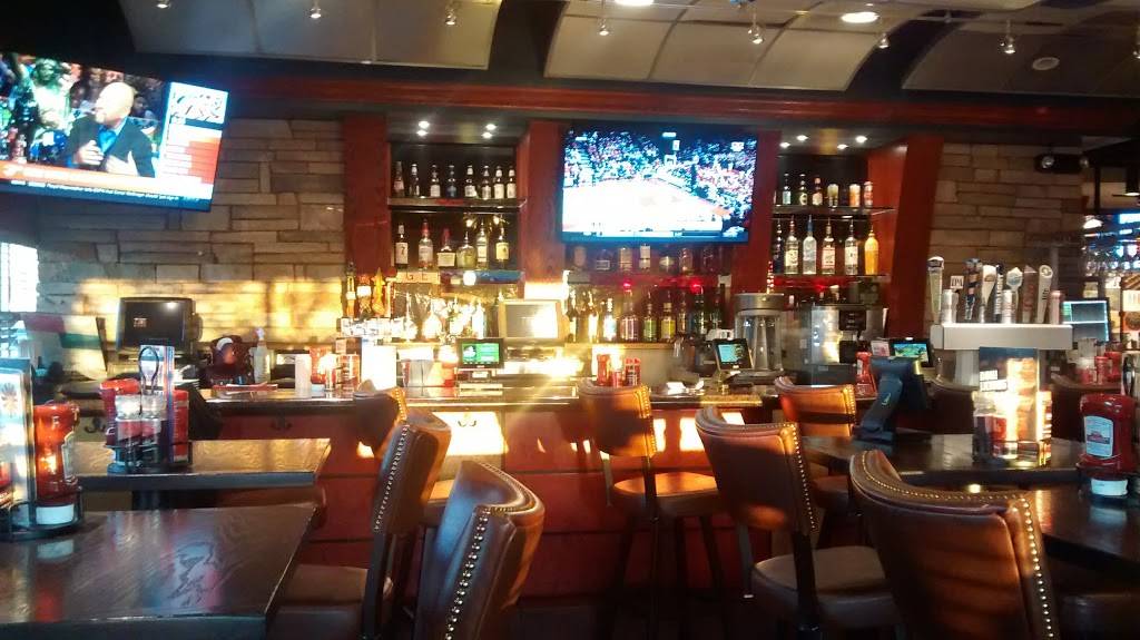 Red Robin Gourmet Burgers and Brews | restaurant | 4010 N Main St, Mishawaka, IN 46545, USA | 5742560100 OR +1 574-256-0100